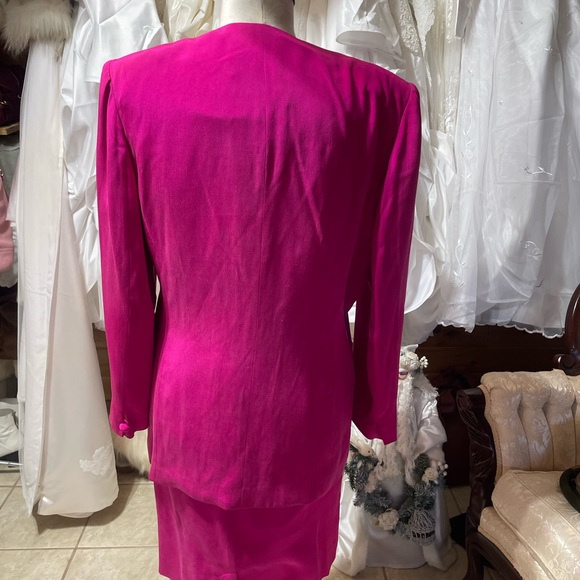 LC SILK 3 pc suit - Picture 3 of 15